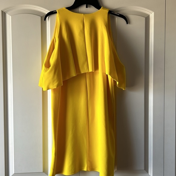 Zara Yellow Cold Shoulder Coastal Grandmother Dress Textured Ribbed Size Large - Picture 5 of 5